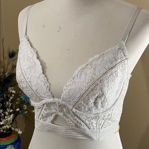 White lace bra